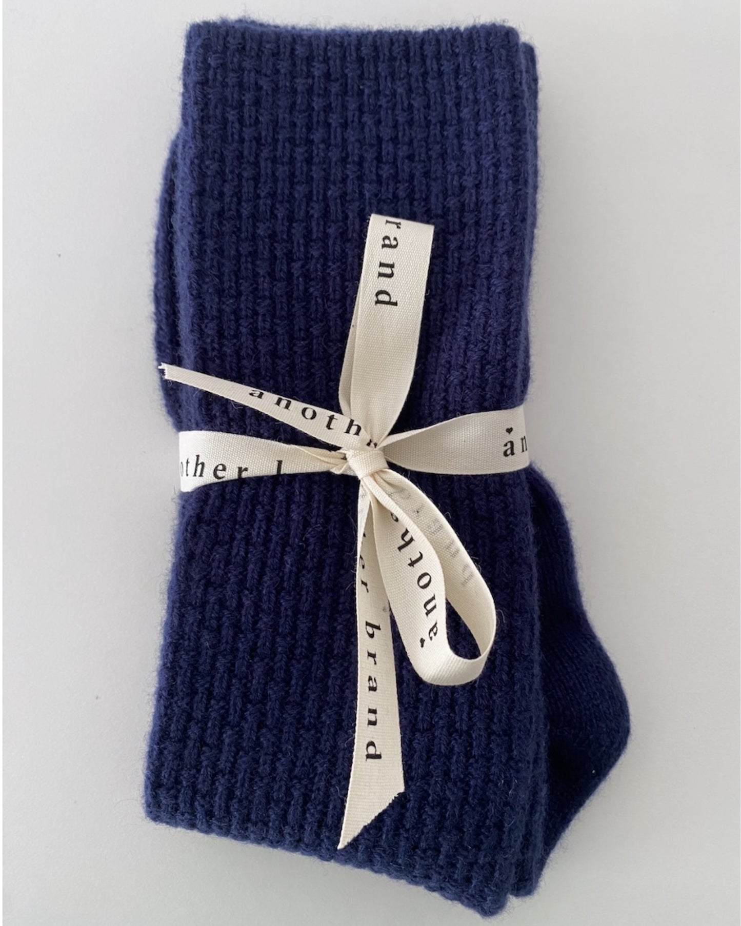 another brand Cashmere Socken blau